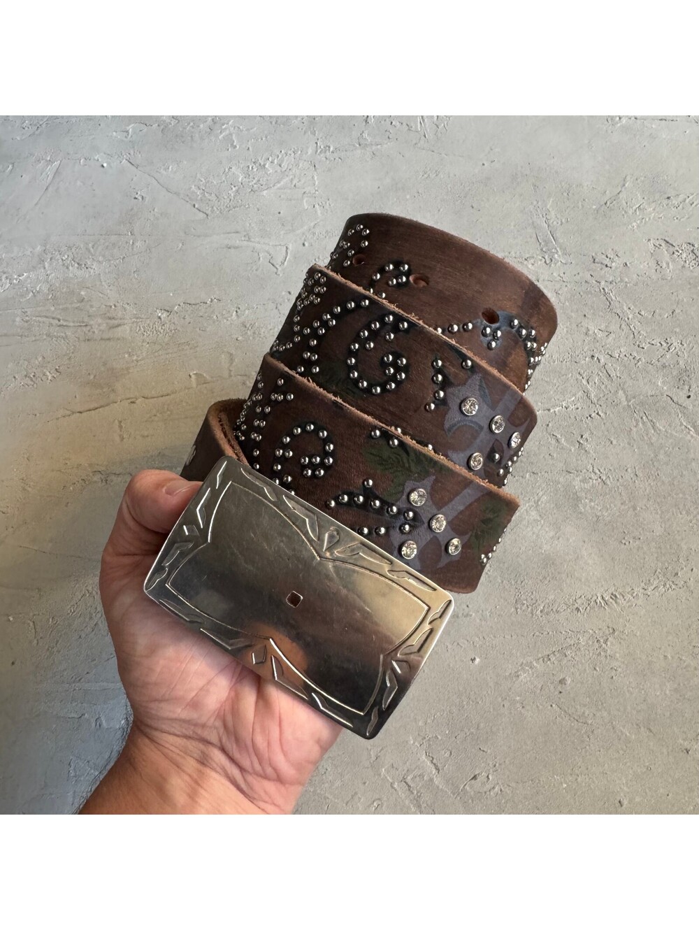 Vintage 2000s Brown Genuine Leather Rhinestone Western Belt